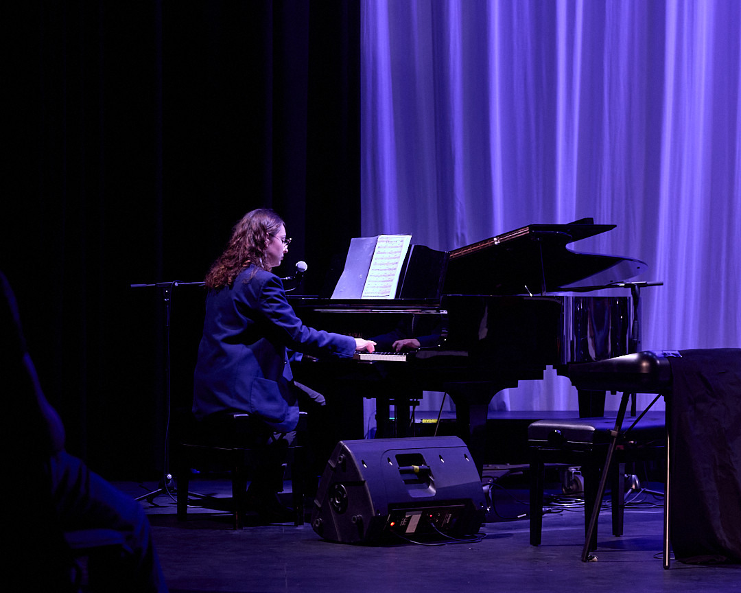 1 S4 A4202 Spring Gala 24 web