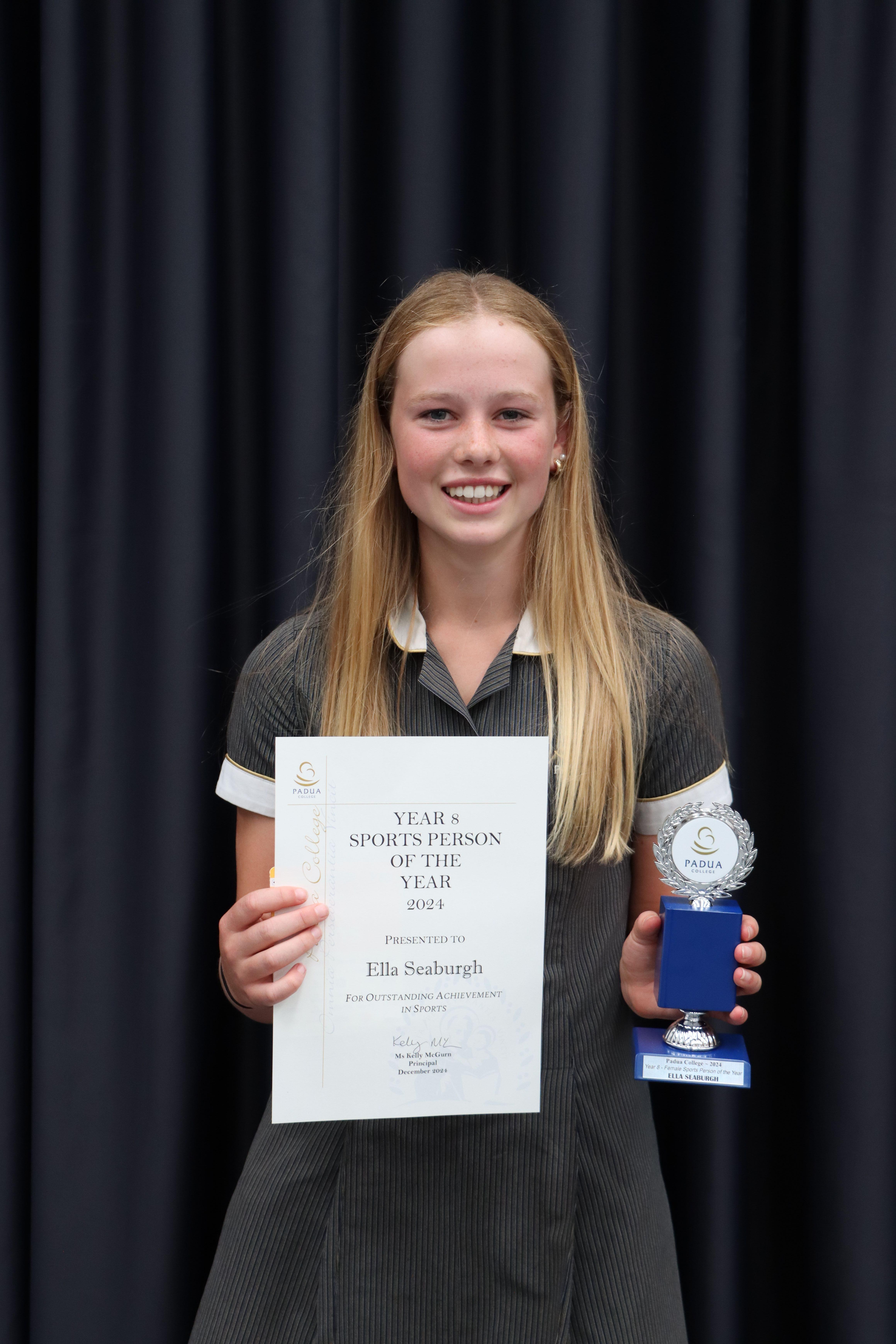 IMG 1556 Year 8 Sportsperson Award