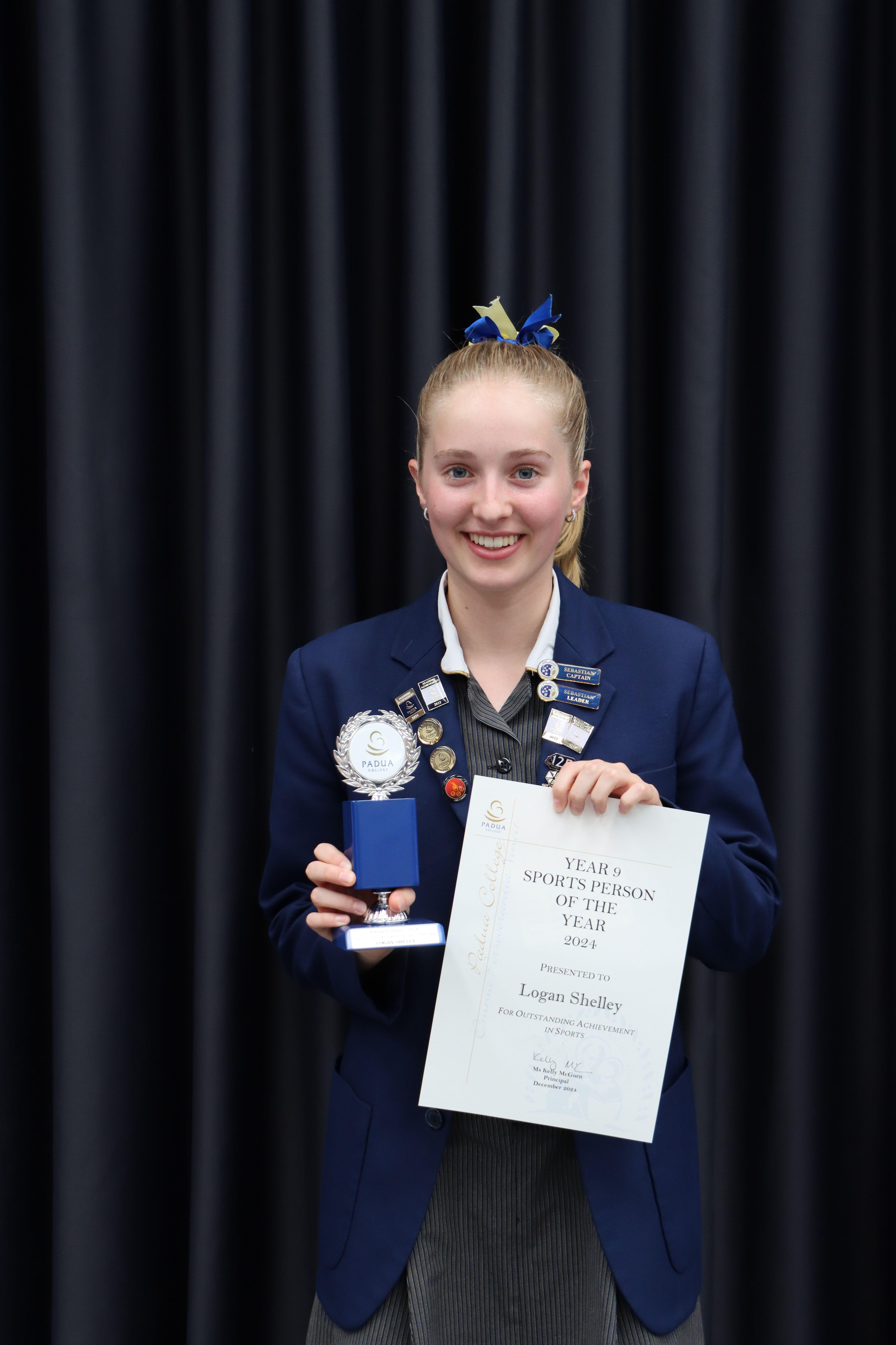 IMG 1560 Year 9 Sportsperson of the Year Award