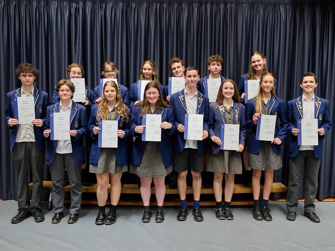 M Snr Sem2 Awards insta098 A9343