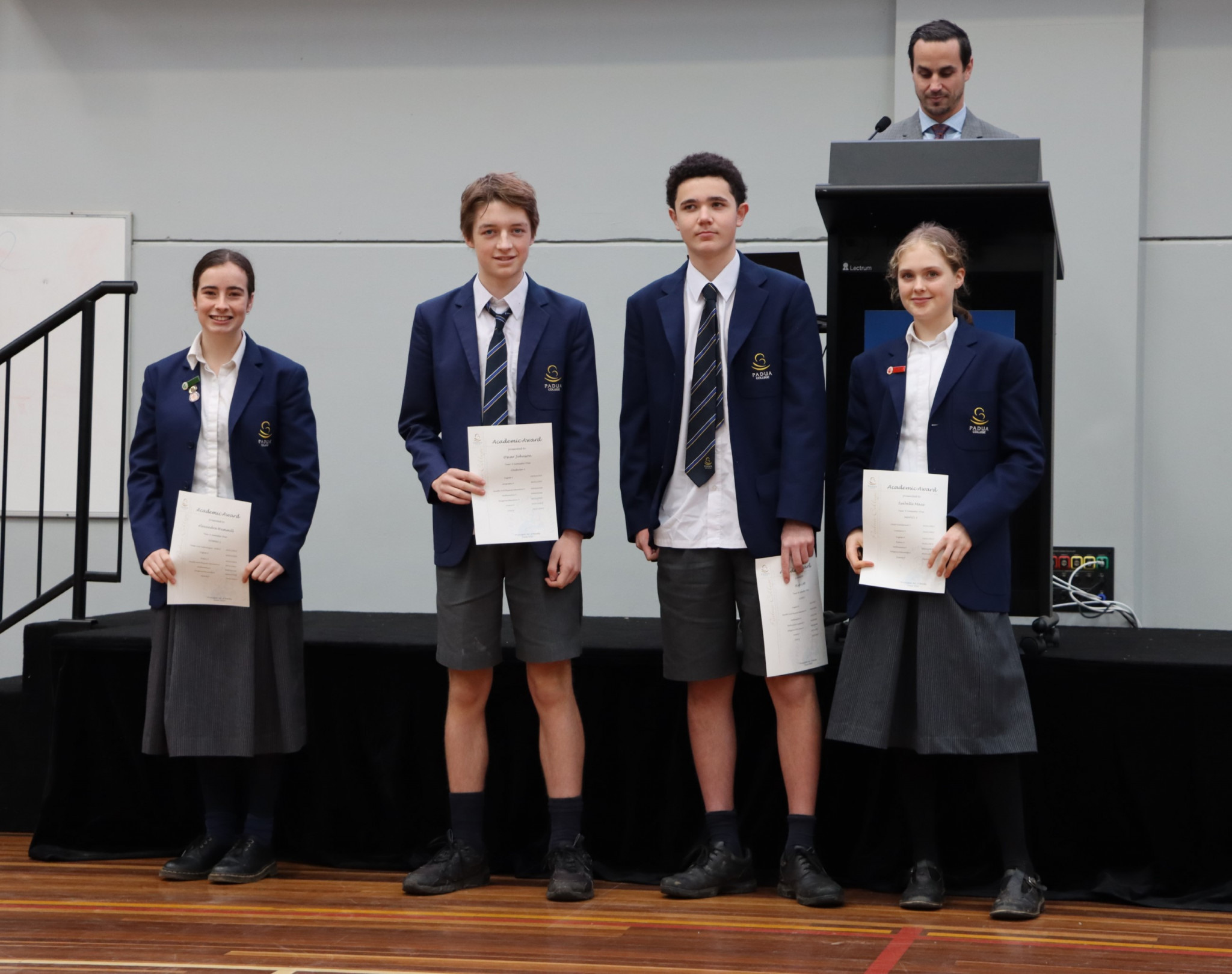 Midyear Awards Assembly 2022 10