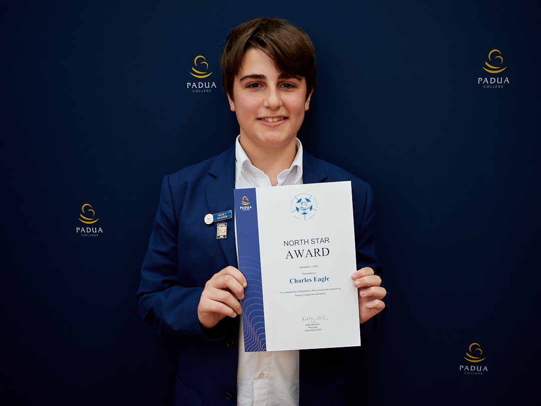 R Sem2 Awards insta IMG 9197