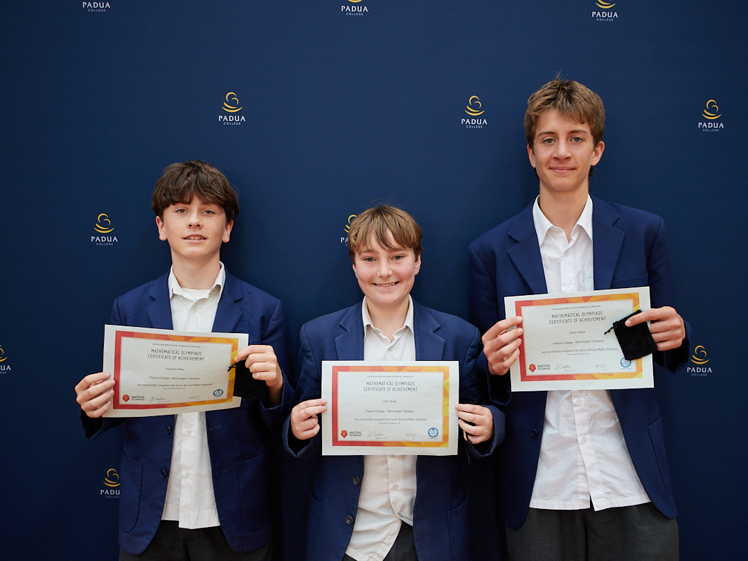 R Sem2 Awards insta IMG 9225