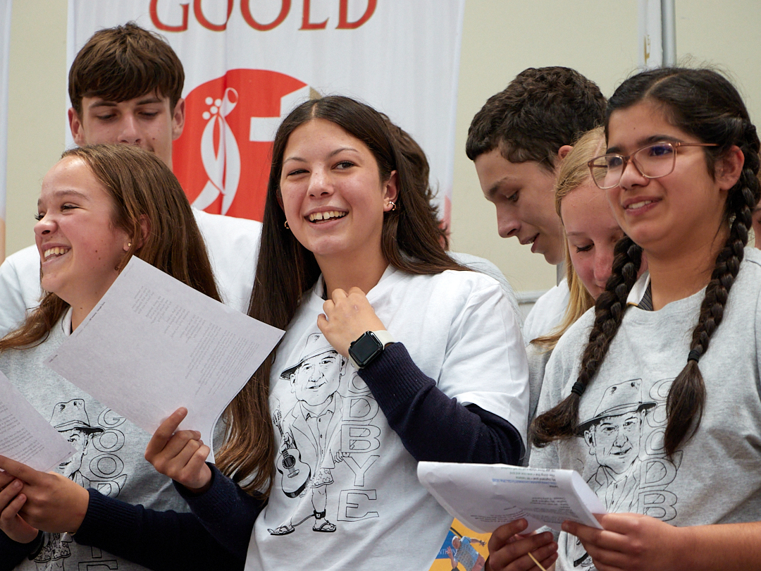 R Sem2 Awards insta IMG 9269