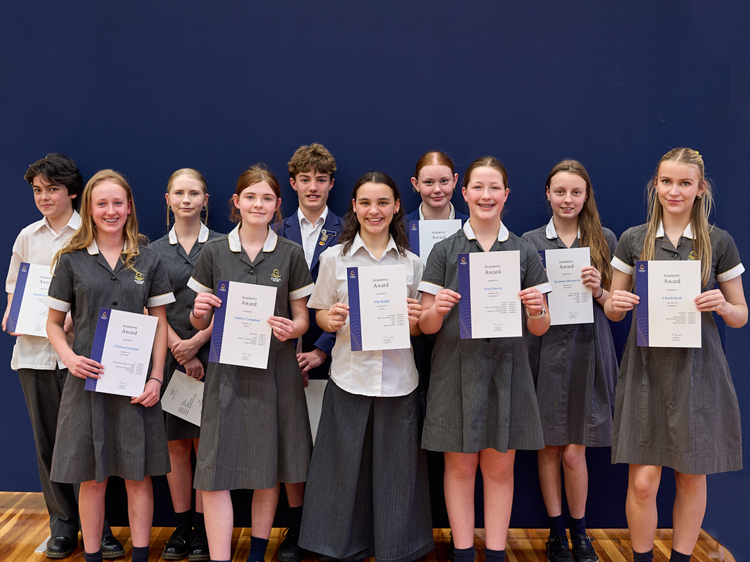 T Sem2 Awards insta098 A9533