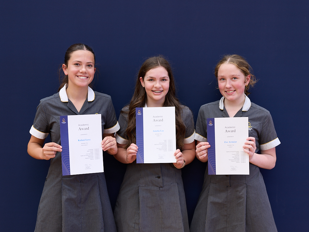 T Sem2 Awards insta098 A9540